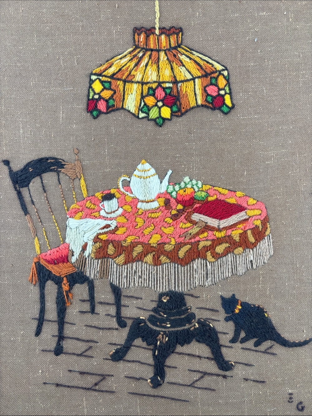Vintage 1970s Boho crewel embroidery finished and framed - Picture 6 of 8